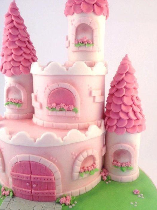 کیک تولد دخترانه فانتزی قلعه ی صورتی|لیدی