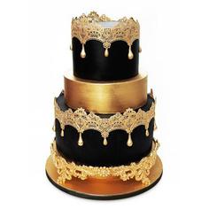 کیک تولد دخترانه طلایی تم مشکی طلایی طرحدار