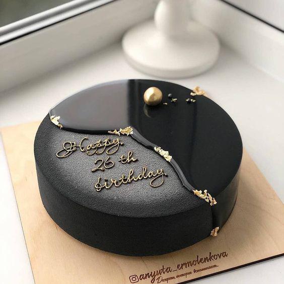 کیک تولد دخترانه مشکی ساده با تزئین بریلو|لیدی
