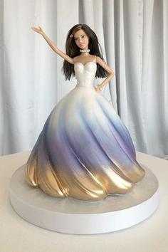 کیک تولد دخترانه عروسکی دامن طرحدار زیبا