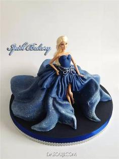 کیک تولد دخترانه عروسکی فانتزی
