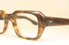 تصویر مدل عینک مردانه 526225