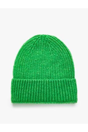 خرید اینترنتی کلاه زمستانی زنانه سبز کوتون 3WAK50214AA ا Saç Örgüsü Motifli Bere - Rachel Araz X|پیشنهاد محصول