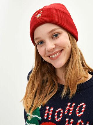 کلاه زمستانی زنانه قرمز السی وایکیکی W1BB72Z8 ا Yılbaşı Temalı Nakışlı Kadın Triko Bere|پیشنهاد محصول