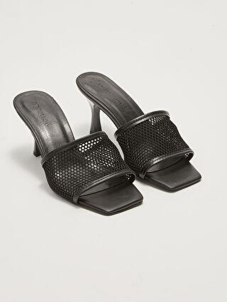 کفش پاشنه دار زنانه سیاه السی وایکیکی W1HH15Z8 ا Tek Bantlı Kadın Topuklu Terlik|پیشنهاد محصول