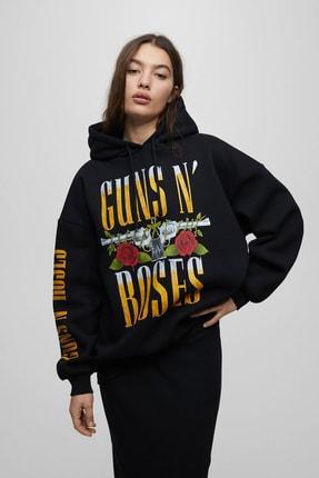 خرید اینترنتی هودی زنانه سیاه برند pull bear 04596332 ا Guns N' Roses Baskılı Sweatshirt|پیشنهاد محصول