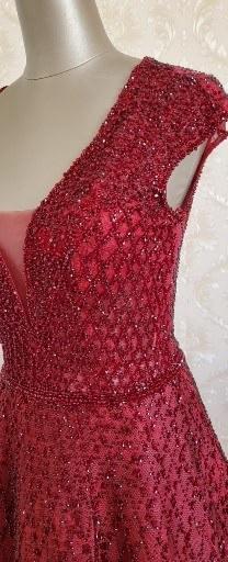 سنری 121 لباس مجلسی، رنگ قرمز، دامن پف، یقه هفت، تمام لباس ملیله دوزی شده،|پیشنهاد محصول