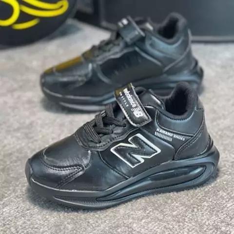 کفش کتونی اسپرت بچه گانه نیوبالانس (NewBalance) کپسولی رنگ مشکی دخترانه وپسرانه|باسلام