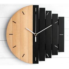 ساعت دیواری چوبی دو رنگ