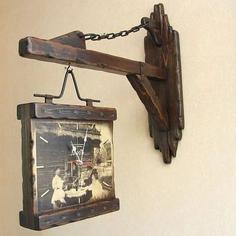 ساعت دیواری چوبی شیک