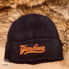 کلاه بافت لبه بلند  طرح Yankees