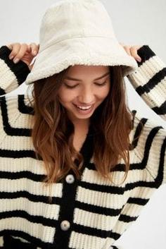 خرید اینترنتی کلاه زنانه سفید دفکتو X9929AZ22WN ا Kadın Kışlık Bucket Şapka