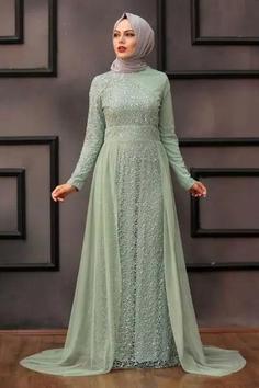 لباس شب بلند زنانه گیپور پولک دار دنباله توری نعنایی برند Neva Style