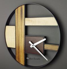 ساعت دیواری چوب و فلز مدرن