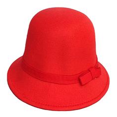 کلاه آفتابگیر زنانه مدل لبه کوتاه شهرزادی قرمز