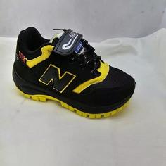 کفش نیوبالانس بچه گانه سایز 31 ..35 سه رنگ عاج مناسبnewbalance