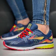 کفش  کتونی بروکس brooks ساخت کشور ویتنام 