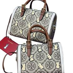 کیف دستی زنانه صندوقی برند توری بورچ TORYBURCH