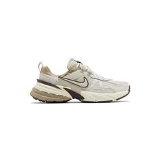 کتونی نایک راننیگ وی2کا کرم قهوه ای Nike V2K Run Light Orewood Brown