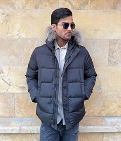 کاپشن پشم شیشه کلاه دار برند Canada goose مشکی مردانه p۱۴۲