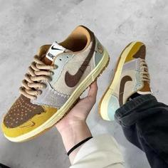 کفش ایرجردن 1 ساق کوتاه وودو Nike Air Jordan 1 Low OG Voodoo