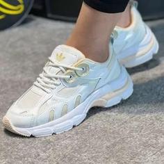 کفش کتونی اسپرت آدیداس (Adidas) مدل موجی رنگ سفید کرم