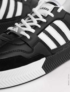 کفش ورزشی مردانه Adidas مدل 35762