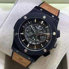 ساعت مچی مردانه هابلوت طرح کرنو موتور شرکتی     HUBLOT