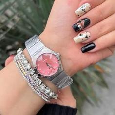 ساعت زنانه امگا کانسلیشن صورتی Omega constellation