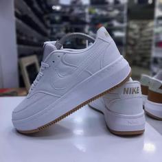 ونس کتونی لژ دار نایک رنگ سفید طلایی Nike Court Vision Alta