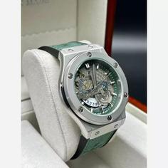 ساعت مچی مردانه هابلوت طرح کرنو موتور شرکتی     HUBLOT