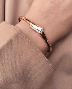 دستبند بنگل تک بوش زنانه کد 1