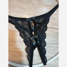   شورت لامبادا فانتزی تک رنگ مشکی فاق باز