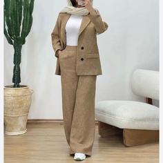کت و شلوار زنانه. 