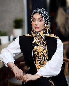 روسری ابریشم مشکی طرح های برند سایز 140 کد177