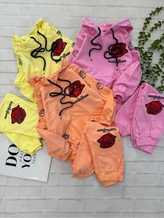 ست هودی شلوار دخترانه گل سرخ کد۱۷۰۶