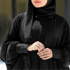 عبایی مرواریدی