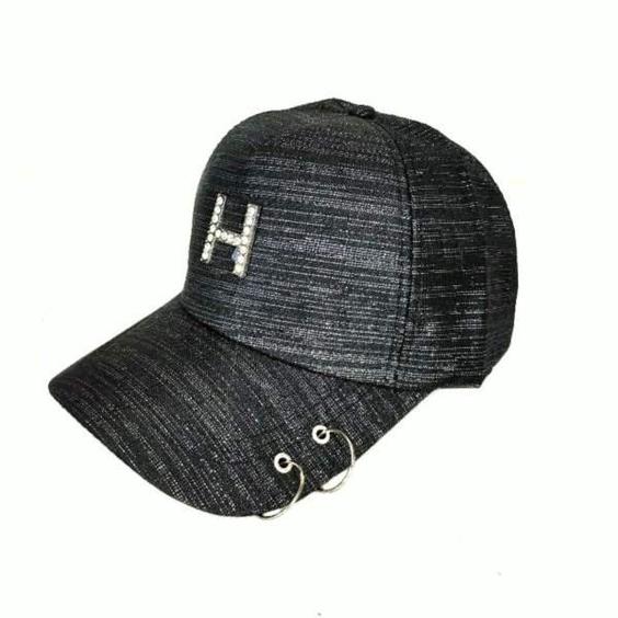 کلاه کپ مدل لمه پرسینگی طرح H|دیجی‌کالا