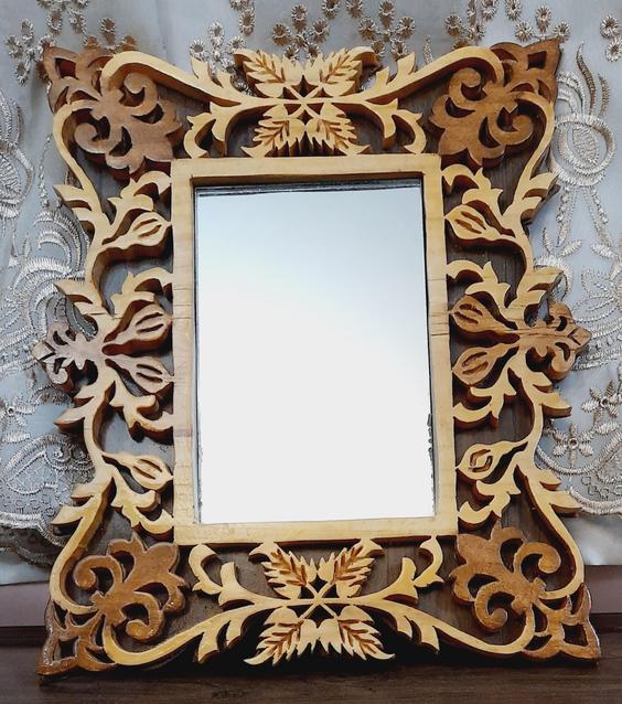 قاب آینه ی چوبی دیواری دست ساز مدل نسیم ا Hand made wooden wall mirror fram of nasim model|پیشنهاد محصول