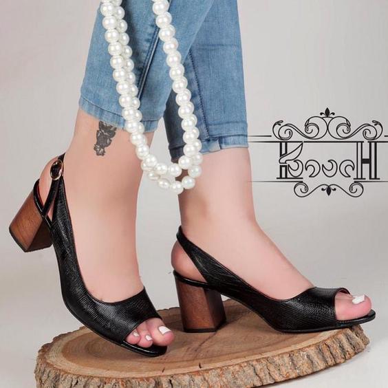 کفش پاشنه دار چرم کاوه مدل آیسو زنانه کد 097 - مشکی / 36 ا charm kaveh|پیشنهاد محصول