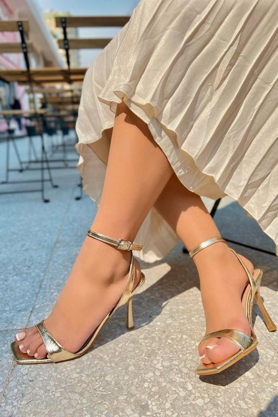 کفش پاشنه دار زنانه چرم طلایی مدی برند LAMİNTA|پیشنهاد محصول