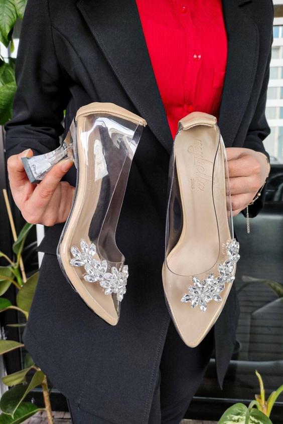 کفش زنانه اسکین سیریوس سنگی شفاف برند CARLA BELLA|پیشنهاد محصول
