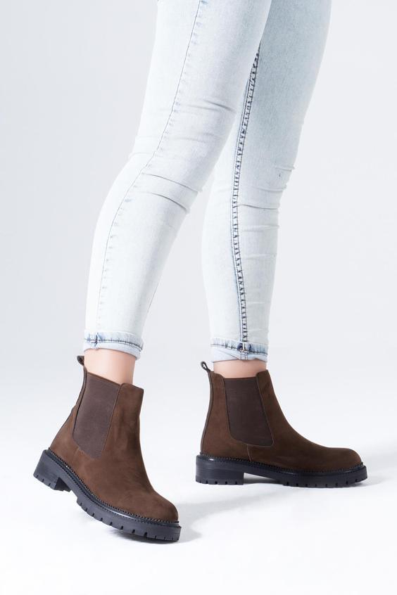 بوت چرم زنانه الاستیک کفش راحت زمستانی برند CZ London|پیشنهاد محصول