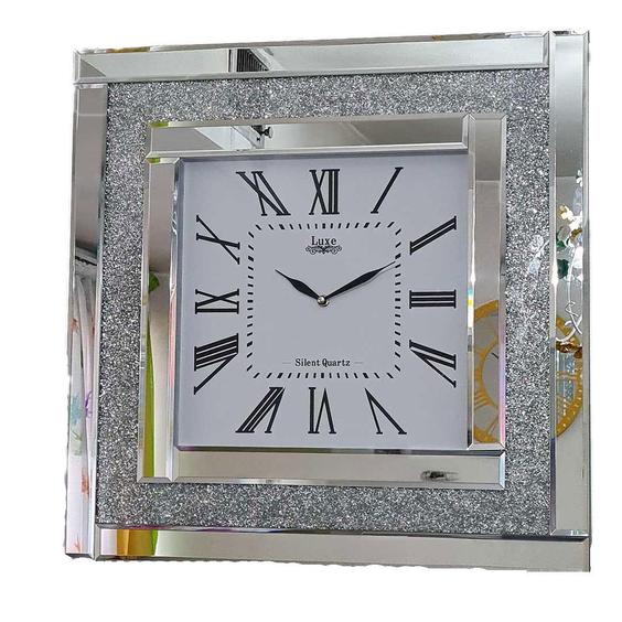 ساعت دیواری آینه ای نگین دار مربع مدل لوکس بسیار زیبا و جذاب در دو رنگ مختلف نقره ای و برنز قطر 60 سانت - سایز ۴۰ در ۴۰ سانت / نقره ای|پیشنهاد محصول