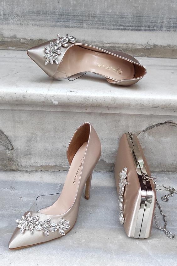 کفش زنانه پاشنه دار سنگی ستاره شفاف کناری ی ست کیف ساتن ده ساتن برند LA CALZATURE|پیشنهاد محصول