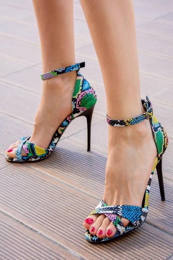 کفش پاشنه دار زنانه رنگارنگ برند Fox Shoes|پیشنهاد محصول