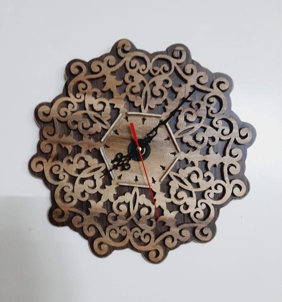ساعت چوبی دیواری جدید مدرن طرحدار دست ساز + مشبک ا New modern wooden wall clock with handmade grid design|پیشنهاد محصول