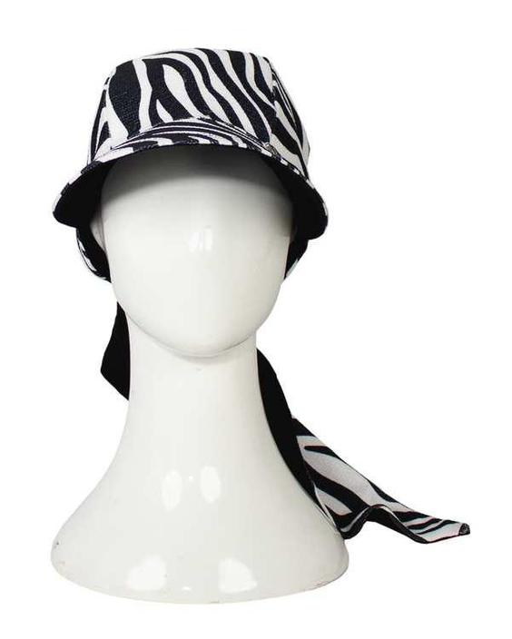 کلاه زنانه دورو گره اي سفيد مشکي تارتن Tartan|پیشنهاد محصول