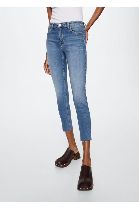 شلوار جین زنانه آبی برند mango ا Skinny Cropped Jean|پیشنهاد محصول
