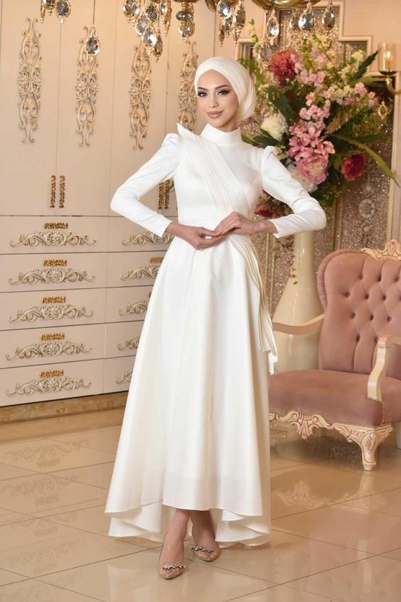 لباس مجلسی زنانه یقه ایستاده چین دار سفید برند MAHİDEVRAN|پیشنهاد محصول